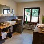 Hotell Hofgut Held 3*