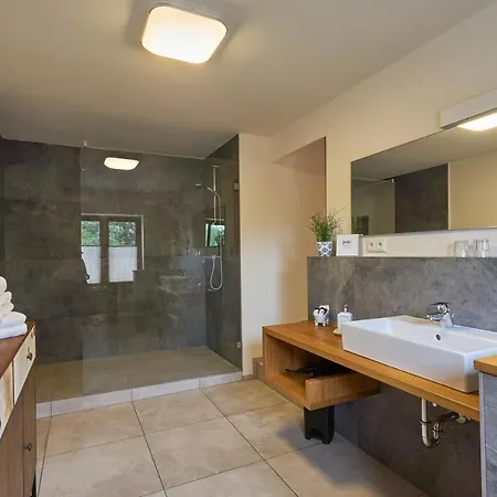 Hotel Hofgut Held Prüm