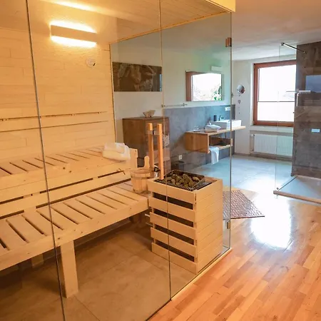 Hofgut Held 3* Prüm