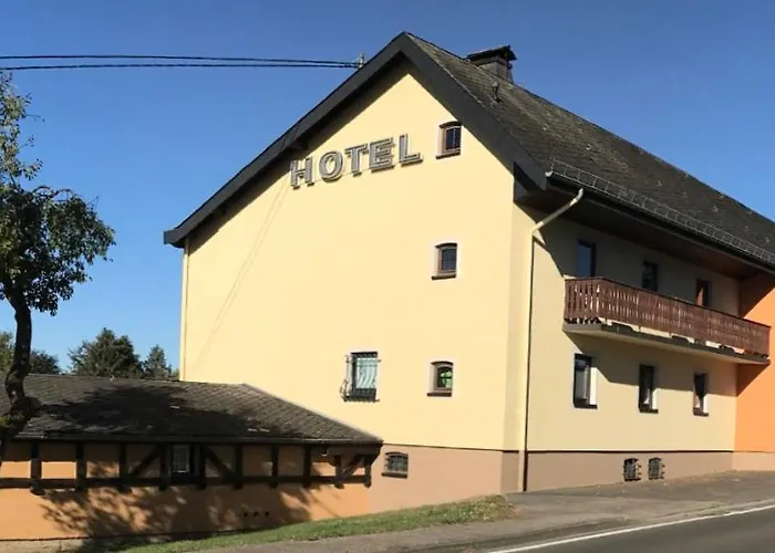 Hofgut Held 3* Prüm