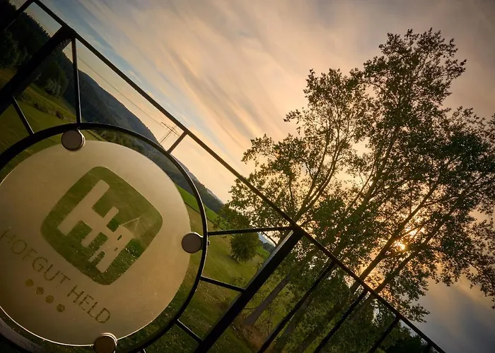 Hotel Hofgut Held 3*