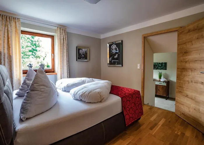 Hofgut Held 3* Prüm